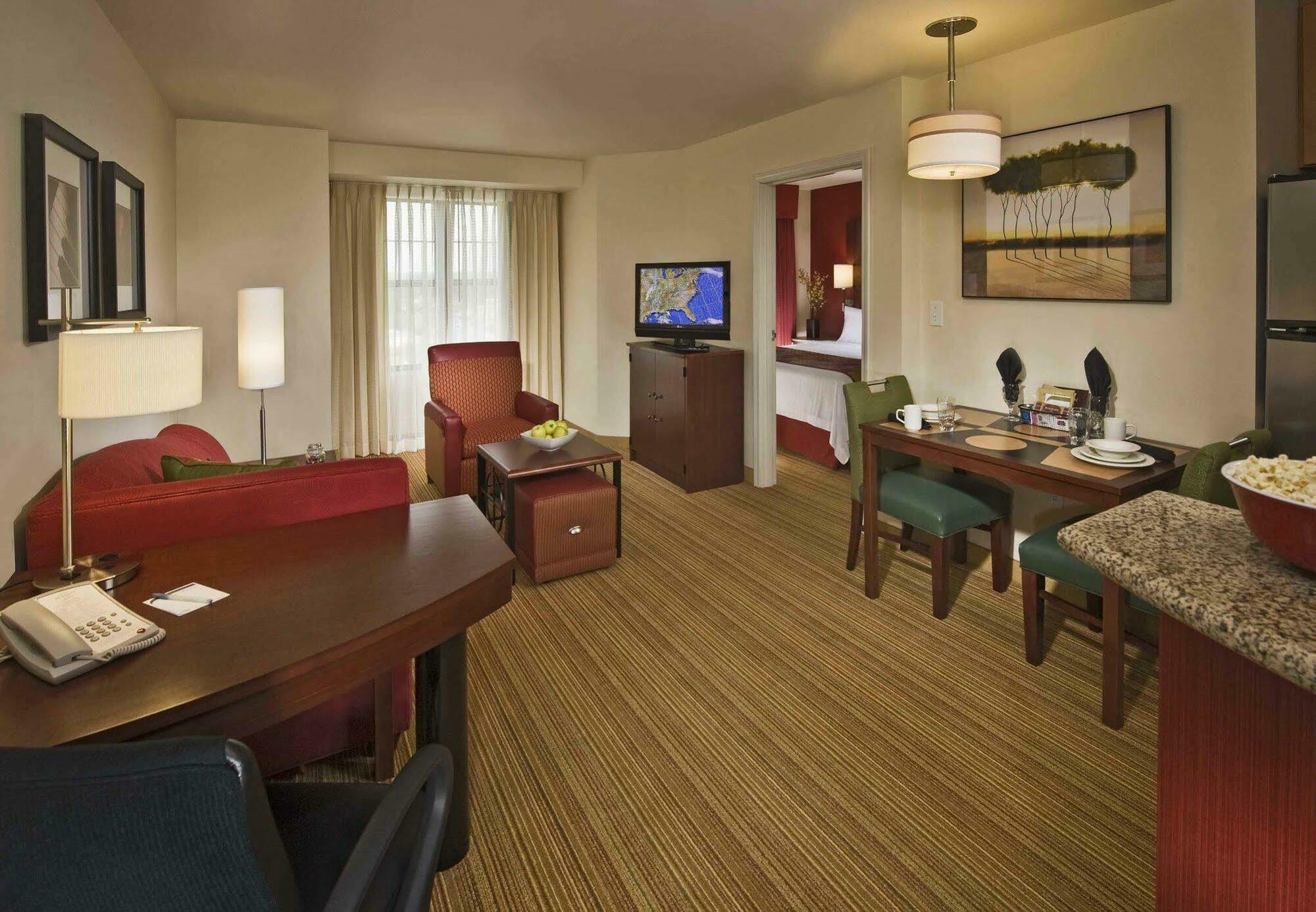 Residence Inn By Marriott Springfield Old Keene Mill Habitación foto